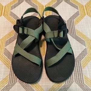 Womens Chaco’s size 7